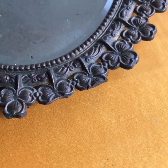 Mirror - Vintage - Beveled Glass - Picture 7 of 7